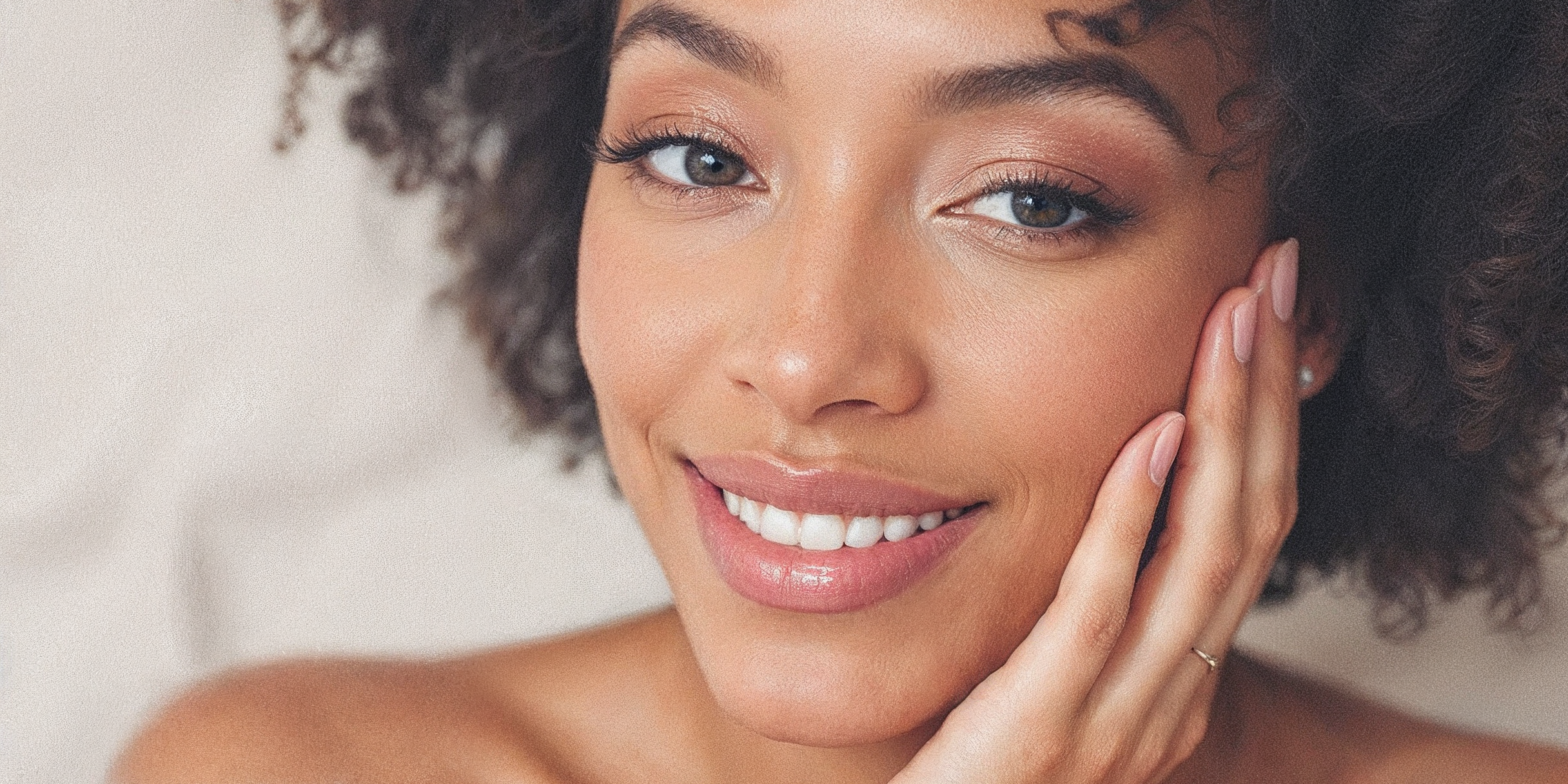 Top 7 Skincare Tips to Keep Your Skin Glowing Year-Round